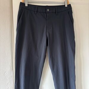 Lululemon ABC Slim Fit Trouser 31 x 30 Warpstreme Pants
Obsidian Gray